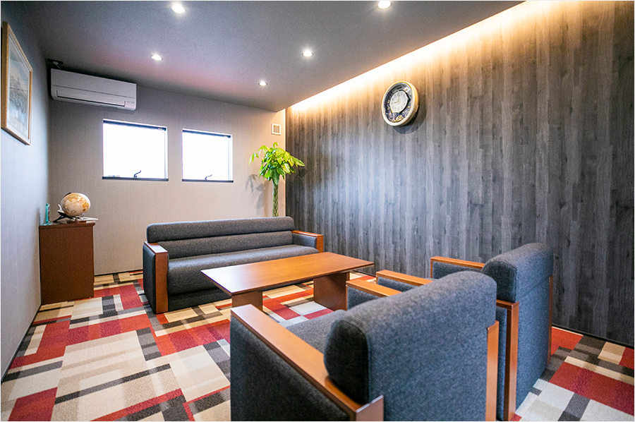 株式会社ロイカオフィス内